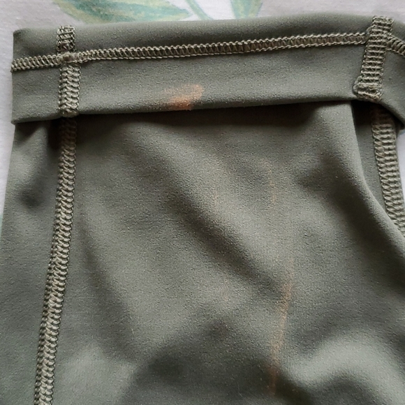 Athleta Olive Green Ultimate Stash Pocket 7/8 Tight Large Yoga Athletic Pants - Picture 11 of 12